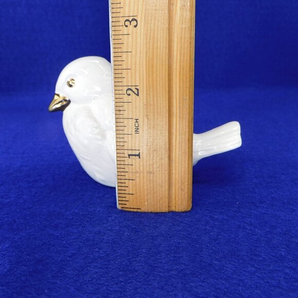 Vintage Goebel White Porcelain Bird Figurine With Gold Accents W. Germany - Picture 11 of 11